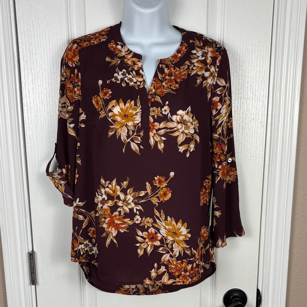 Daniel Rainn Women's Floral Burgundy/Gold Tab Sleeve V-Neck Blouse Size PXS NWT